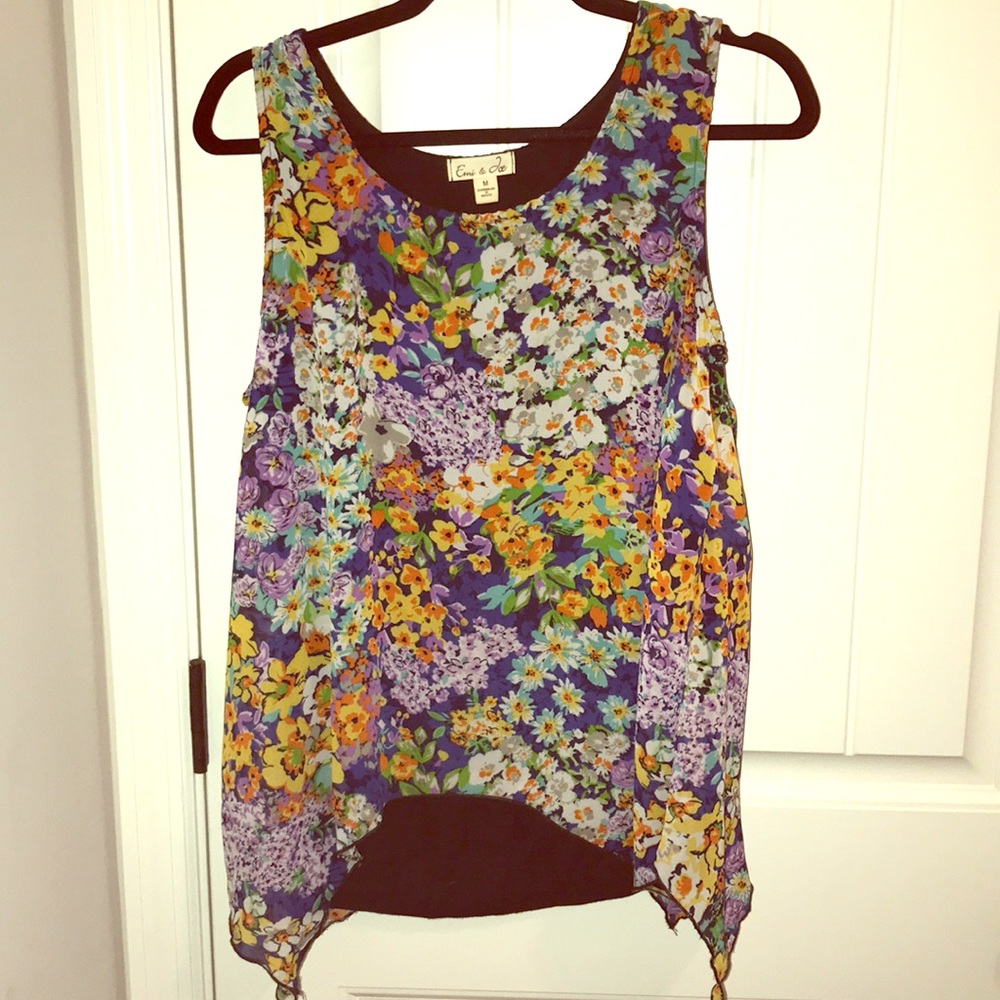 🌸 Floral Top 🌼